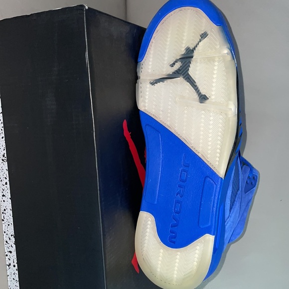 BRAND NEW JORDAN - Picture 2 of 8